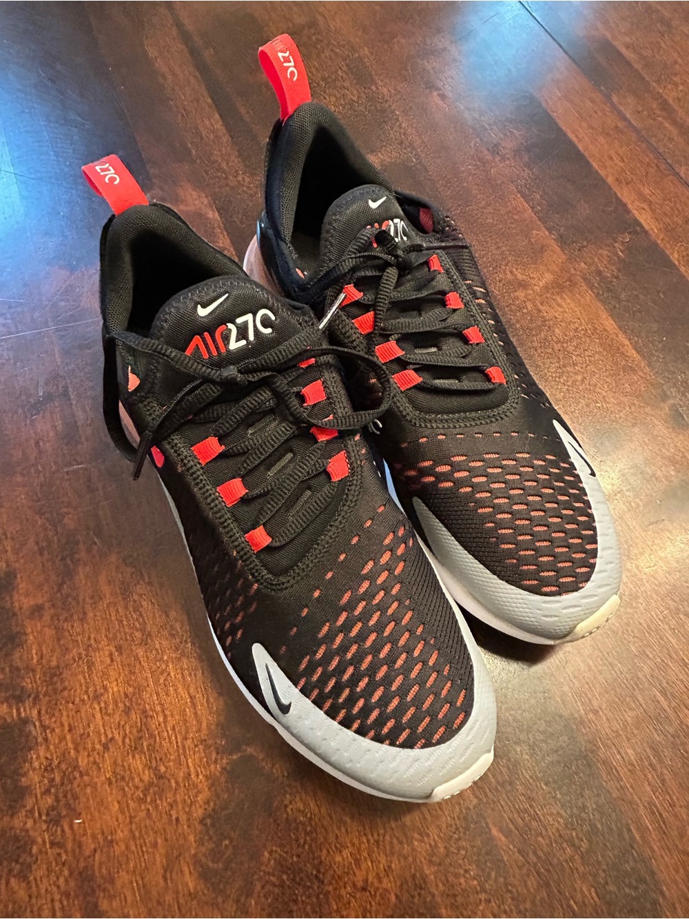 Nike Air 270 Men’s Sneakers - Black/Red/Gray